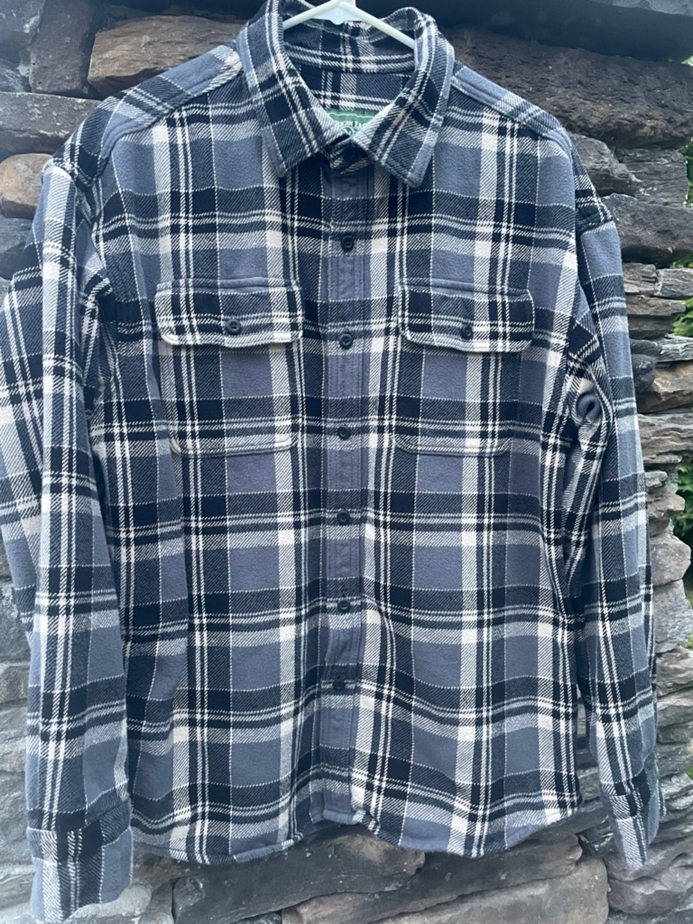 American Eagle Outfitters Black, Gray & Tan Plaid Button-Down Flannel